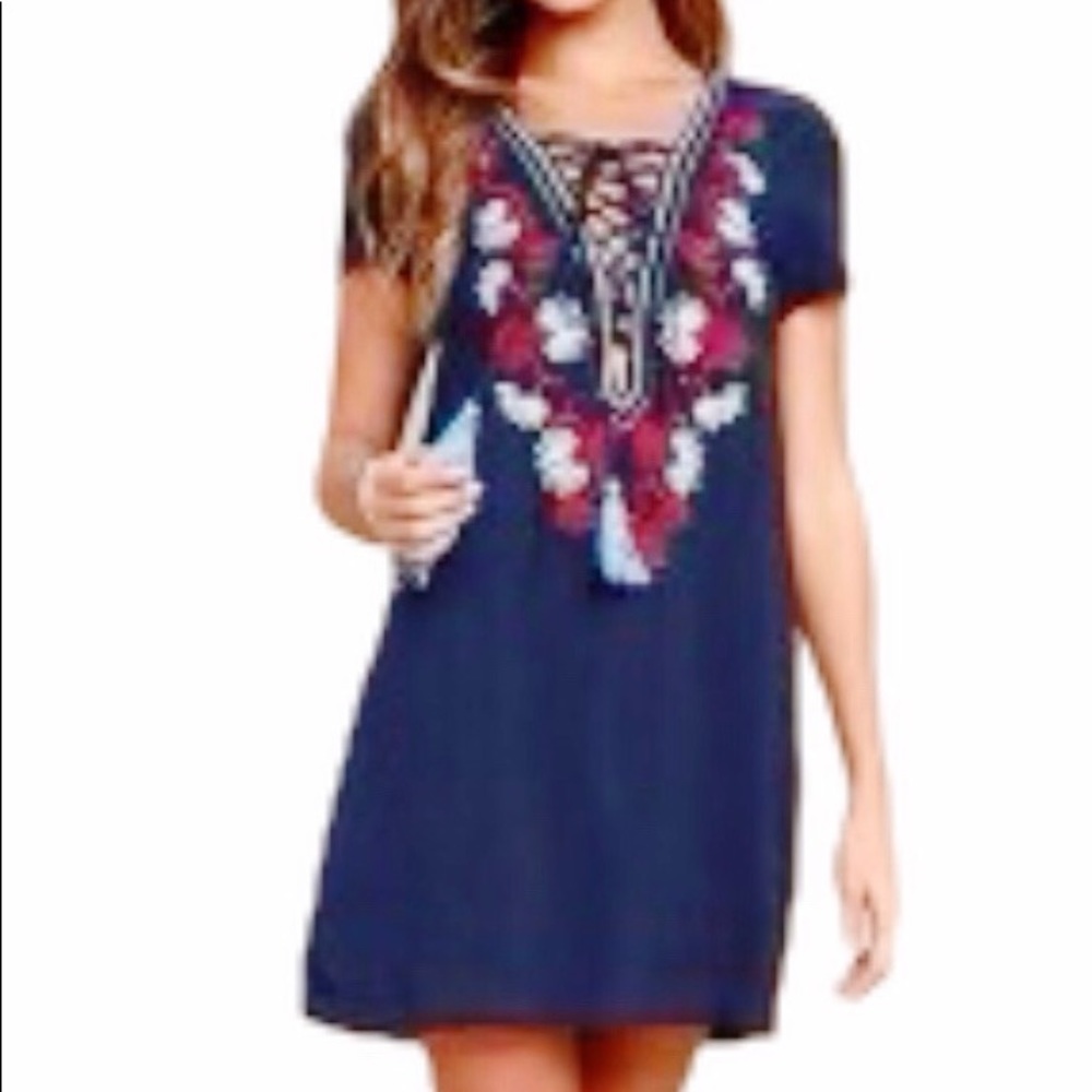 Lulu’s Lace Up Embroidered Shift Dress NEW!